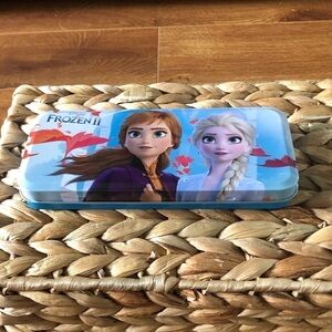 Disney Frozen metal pencil case